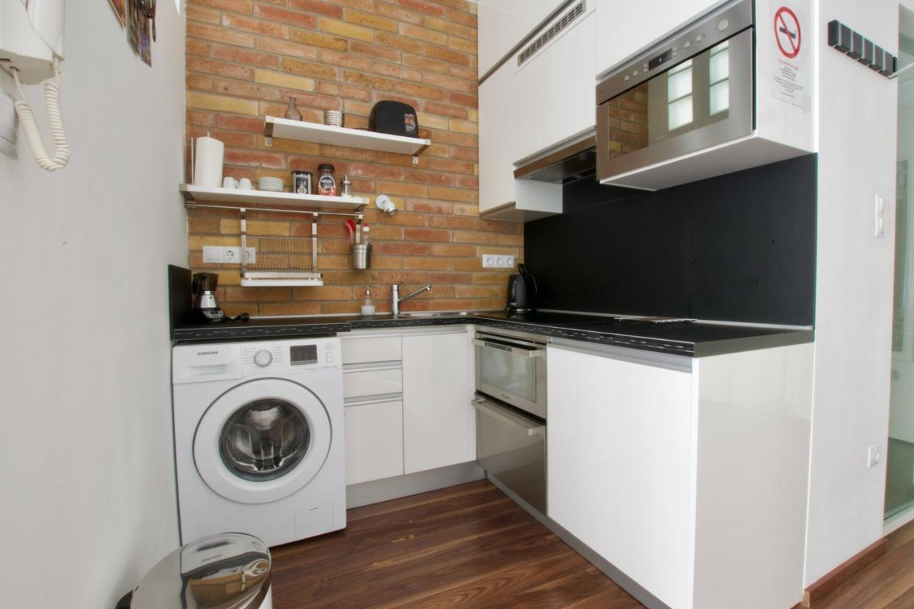 Standard Apartment By Hi5 - Nagymezo 11 บูดาเปสต์ ภายนอก รูปภาพ